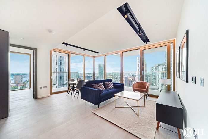 2 Bedroom Flat For Sale In Park Drive, London, E14