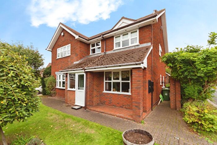 4 Bedroom Detached House For Sale In Abberton Grove, Shirley, Solihull, B90