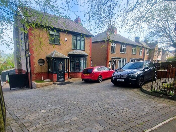 4 Bedroom Detached House For Sale In Lammack Road, Blackburn, Lancashire, BB1
