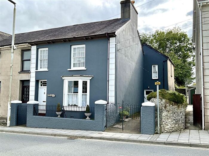 4 Bedroom Semi-Detached House For Sale In Bridge Street, Lampeter, SA48