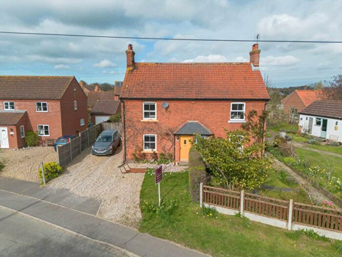 3 Bedroom Cottage For Sale In Eagle Road, Erpingham, NR11