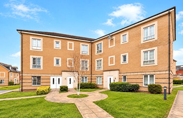 1 Bedroom Apartment For Sale In Piggott Place, Spicer Mews, Slough, SL3