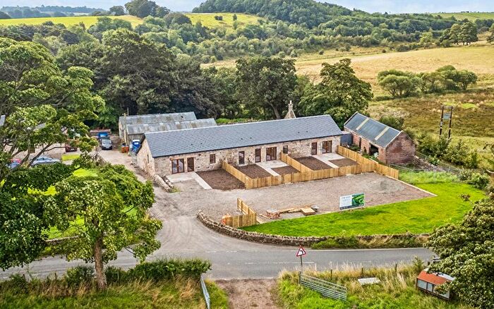 3 Bedroom End Of Terrace House For Sale In Shirva Steading, Kilsyth, East Dunbartonshire, G65
