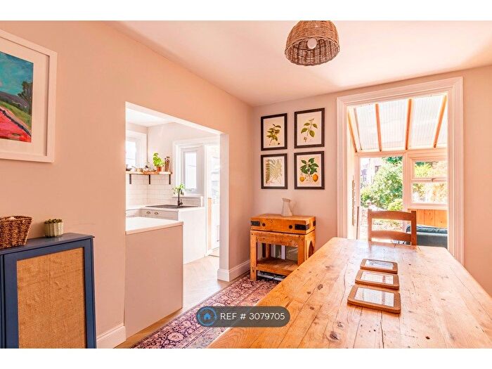 3 Bedroom Semi-Detached House To Rent In King Edward Avenue, Broadstairs, CT10