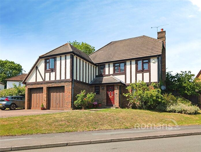 5 Bedroom Detached House For Sale In Kerris Way, Earley, Reading, RG6