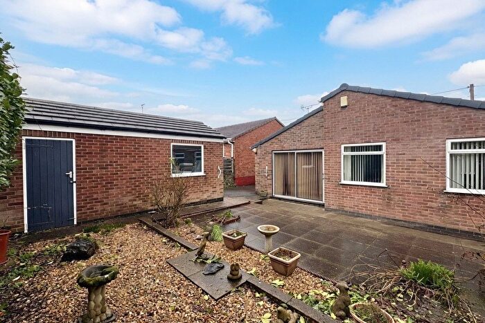 3 Bedroom Bungalow For Sale In Oakhurst Close, Belper, Derbyshire, DE56