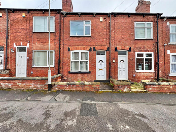 2 Bedroom Terraced House To Rent In New Street, Kippax, West Yorkshire, LS25