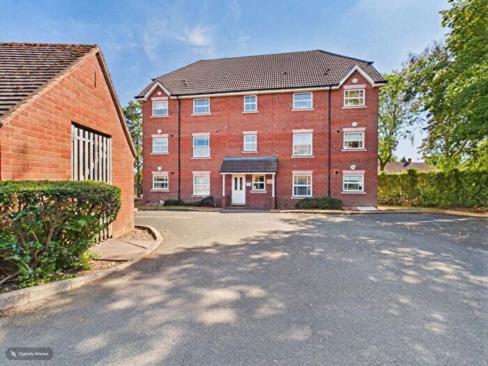 2 Bedroom Apartment For Sale In Montgomery House Gunner Grove, Sutton Coldfield, B75