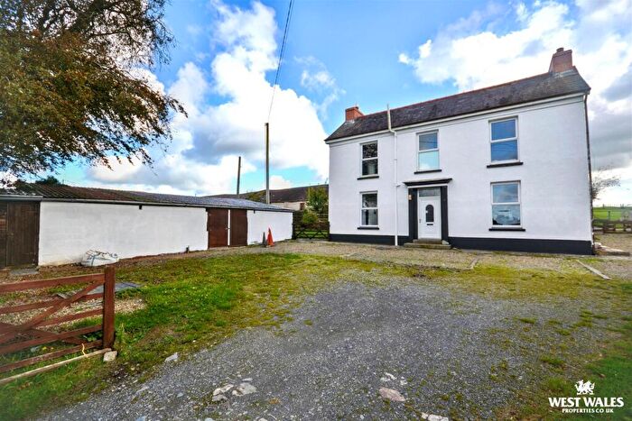 4 Bedroom Country House For Sale In Blaenffos, Boncath, SA37