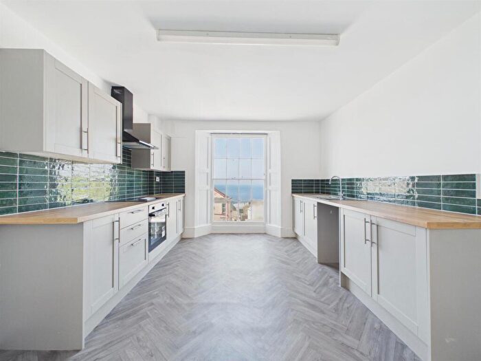 3 Bedroom Apartment To Rent In High Street, Ilfracombe, EX34