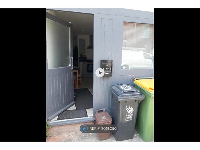 1 Bedroom Flat To Rent In Oxford House, Newport, NP20