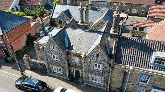 4 Bedroom Block Of Flats For Sale In Gothic House, Flat Amp;, Old Market Street, Thetford, Norfolk, IP24