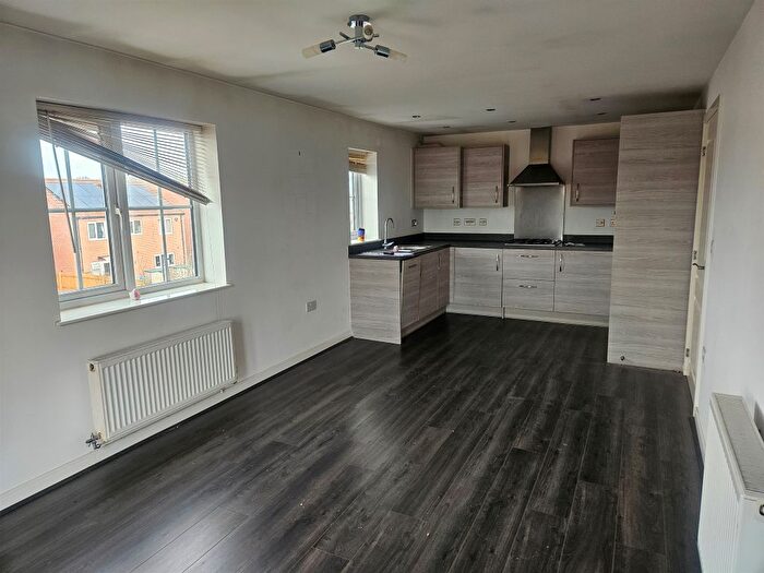 2 Bedroom Flat For Sale In Red Hall Avenue, Wakefield, WF1