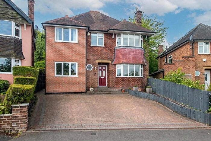 5 Bedroom Detached House For Sale In Covert Crescent, Radcliffe On Trent, Nottingham, NG12