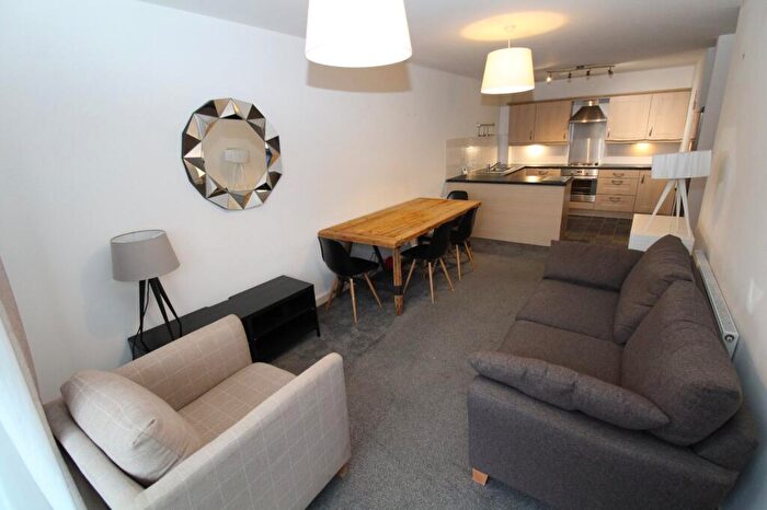2 Bedroom Flat To Rent In The Waterfront, Openshaw, Manchester, M11