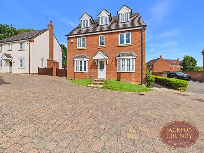 5 Bedroom Detached House To Rent In Snowshill Close, Daventry, NN11