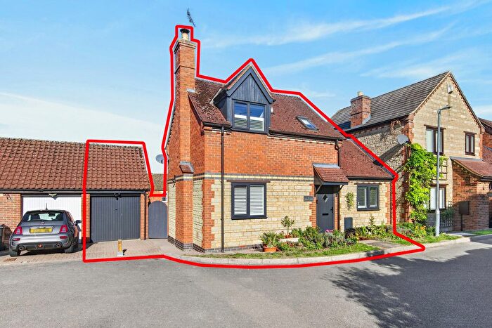 2 Bedroom Semi-Detached House For Sale In Manor Court, Middleton, LE16