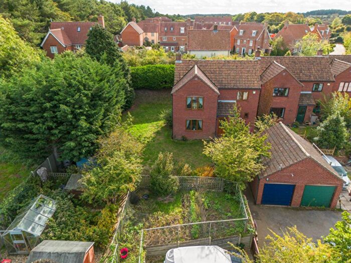 3 Bedroom Detached House For Sale In Norwich Road, Cromer, NR27