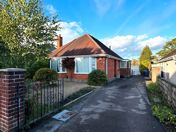 2 Bedroom Detached Bungalow For Sale In Herm Road, Poole, BH12