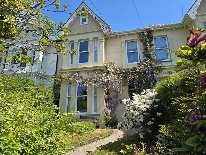 6 Bedroom Terraced House For Sale In Dunheved Road, Launceston, PL15