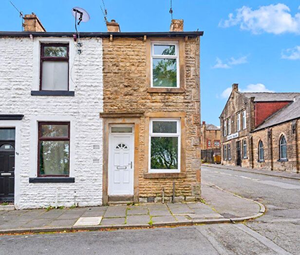 2 Bedroom End Of Terrace House For Sale In Howard Street, Burnley, BB11