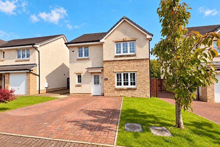 3 Bedroom Detached House For Sale In Guernsey Place, Hamilton, ML3