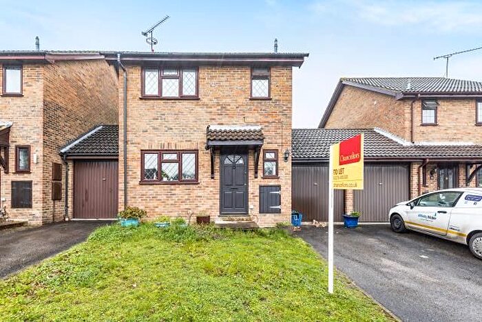 3 Bedroom Link Detached House To Rent In Albert Road, Bagshot, GU19
