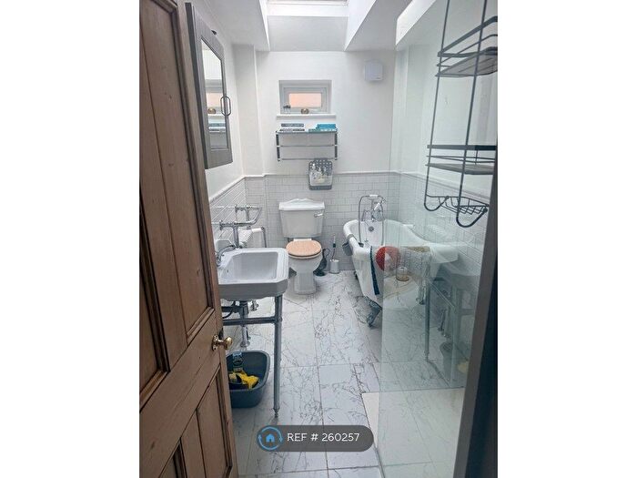 1 Bedroom Flat To Rent In St Marks Road, London, W7