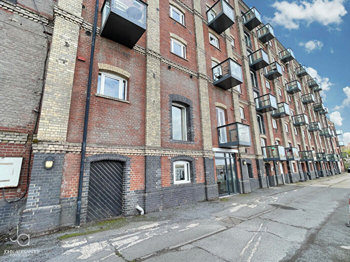 1 Bedroom Apartment For Sale In High Street, Mistley, Manningtree, CO11