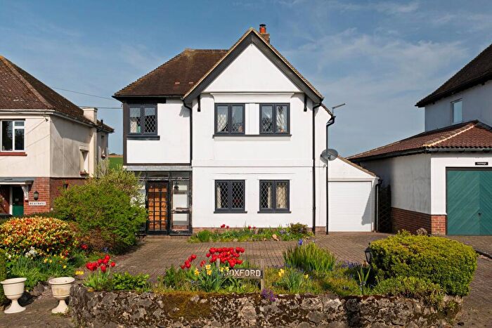4 Bedroom Detached House For Sale In Brady Road, Lyminge, CT18