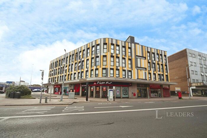 1 Bedroom Flat To Rent In Park Street, Luton, Bedfordshire, LU1