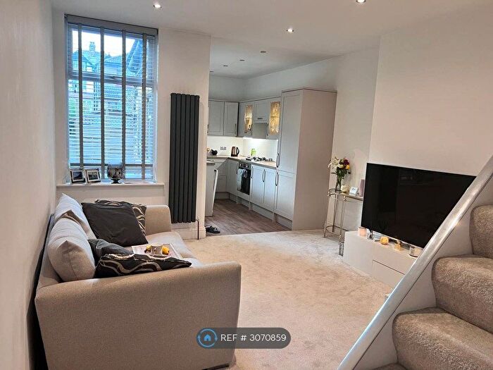 2 Bedroom Terraced House To Rent In Cecil Street, Harrogate, HG1