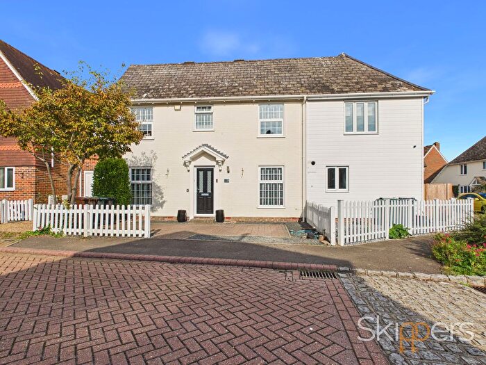 3 Bedroom Semi-Detached House For Sale In Millfield, Ashford, TN23