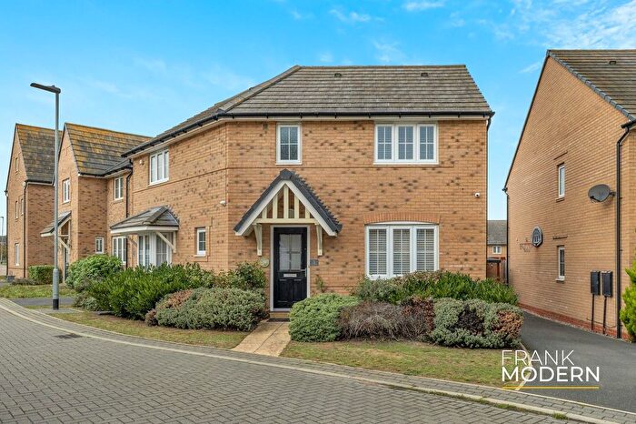 3 Bedroom Detached House For Sale In Norris Drive, Godmanchester, PE29
