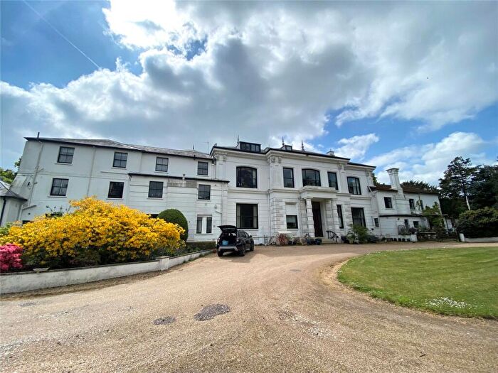 1 Bedroom Flat To Rent In Sandhurst Lodge, Wokingham Road, Crowthorne, Berkshire, RG45