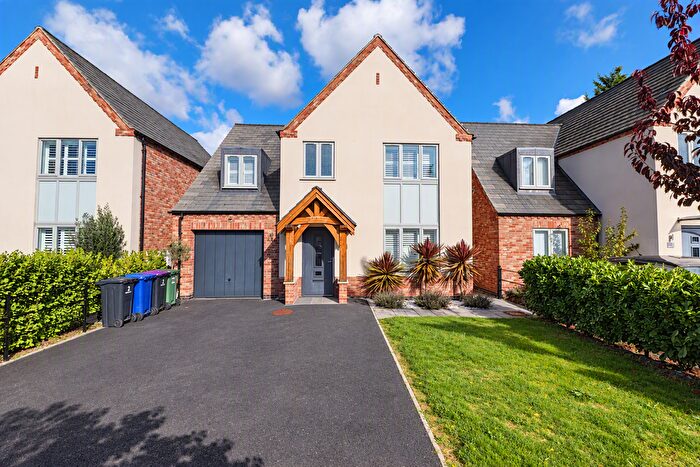 4 Bedroom Detached House For Sale In Parman Court, Saxilby, LN1