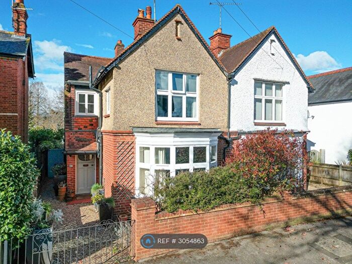 3 Bedroom Semi-Detached House To Rent In Harrogate Road, Reading, RG4