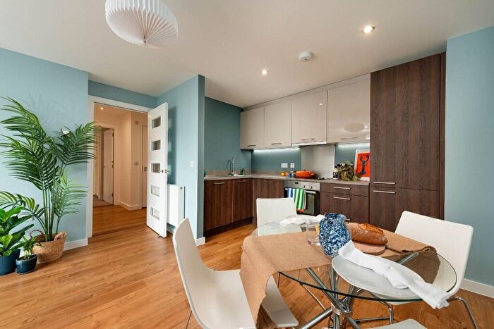 2 Bedroom Flat To Rent In Stoneywood Brae, Aberdeen, Aberdeen City, AB21