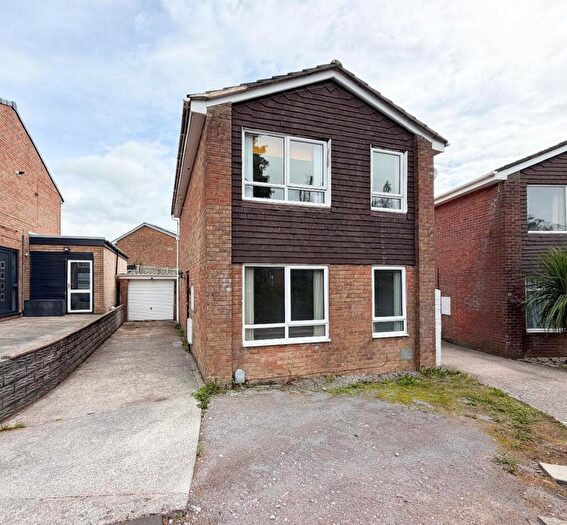 3 Bedroom Detached House For Sale In Maes Talcen, Bridgend, Bridgend County Borough, CF31