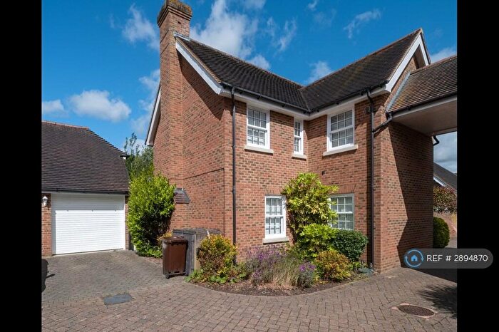 4 Bedroom Detached House To Rent In Hawkridge Grove, West Malling, ME19