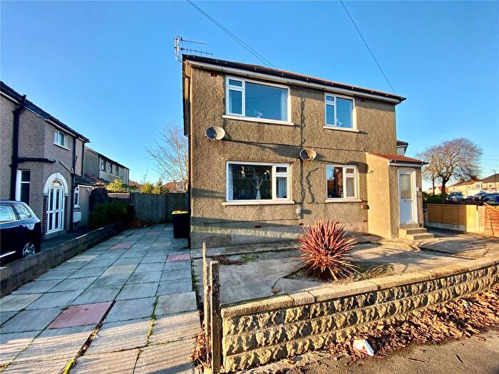 2 Bedroom Flat For Sale In Buckingham Road, Morecambe, Lancashire, LA4