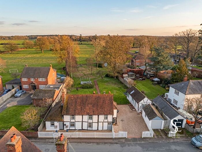 4 Bedroom Detached House For Sale In The Street, Shurlock Row, RG10