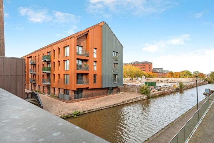 1 Bedroom Flat For Sale In Robinson Way, Chester, CH1