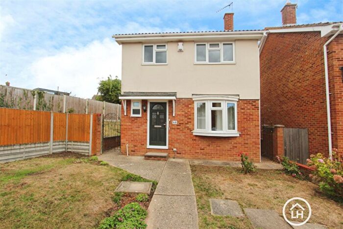 3 Bedroom Detached House For Sale In Volante Drive, Sittingbourne, ME10