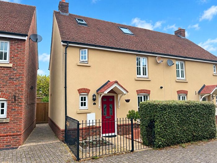 3 Bedroom Semi-Detached House For Sale In Acorn Gardens, Burghfield Common, Reading, Berkshire, RG7