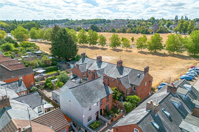 3 Bedroom Semi-Detached House For Sale In Adeys Close, Newbury, Berkshire, RG14
