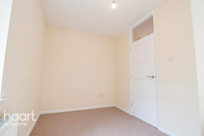 2 Bedroom Terraced House To Rent In Chelmsford Road, Exeter, EX4