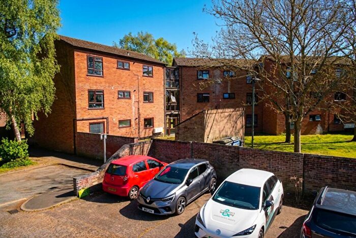 2 Bedroom Flat For Sale In Russet Grove, Norwich, NR4