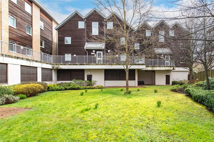 2 Bedroom Flat To Rent In Kingfisher Meadow, Maidstone, Kent, ME16