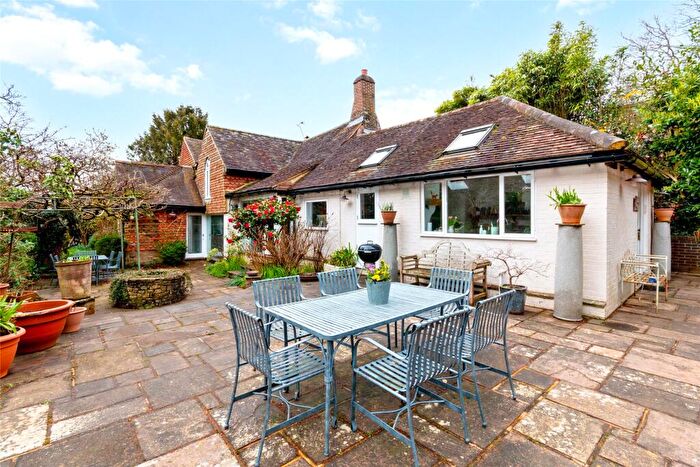 3 Bedroom Detached House For Sale In Brook Road, Sandhills, Wormley, Godalming, GU8